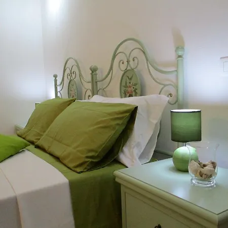 Margherita & Charme B&B 풀라